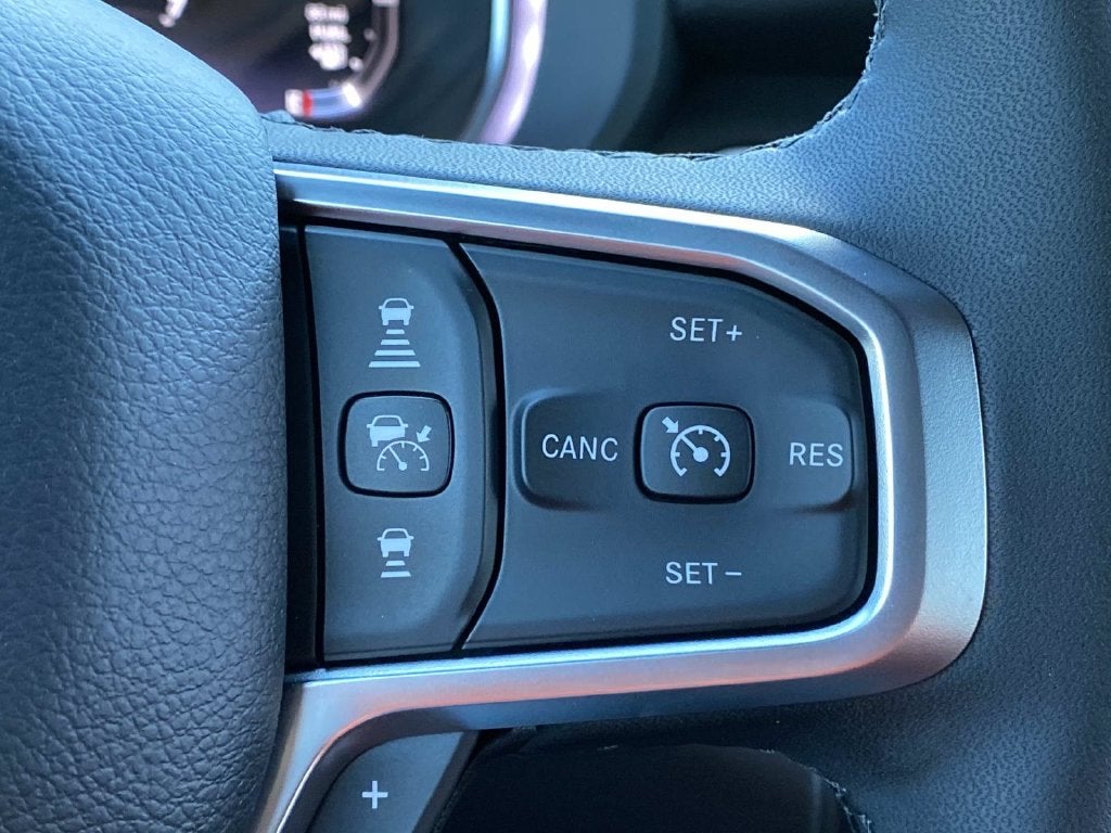 2027 RAM 1500 RAM 1500 BIG HORN CREW CAB 4X2 5'7' BOX
