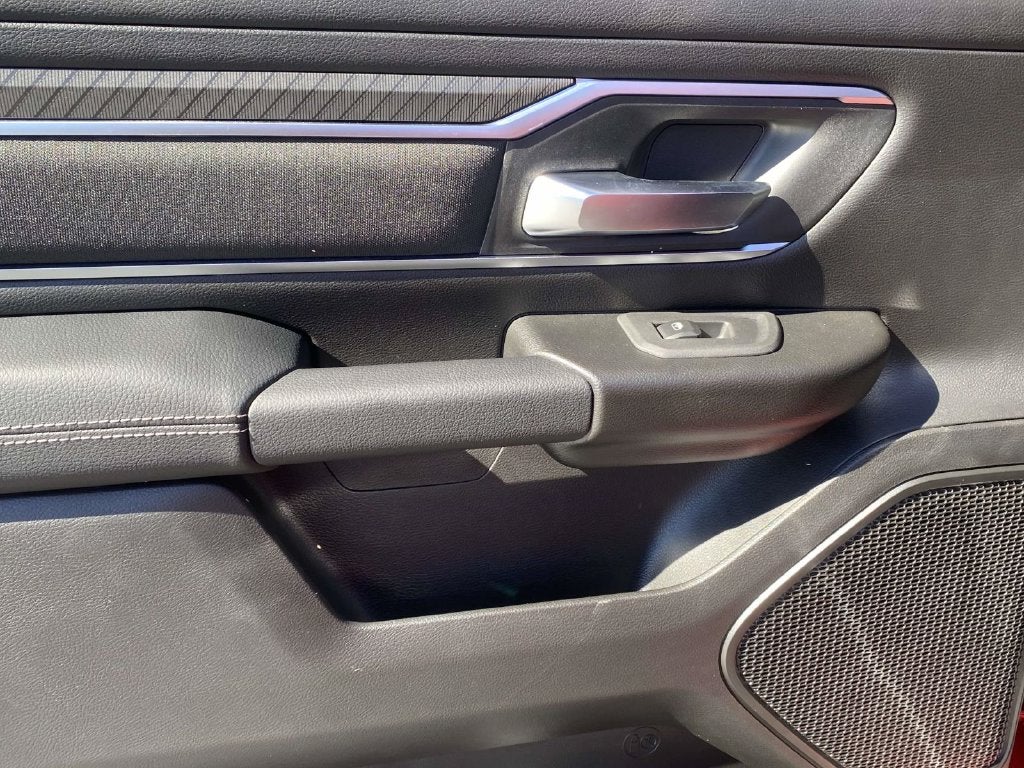 2027 RAM 1500 RAM 1500 BIG HORN CREW CAB 4X4 5'7' BOX