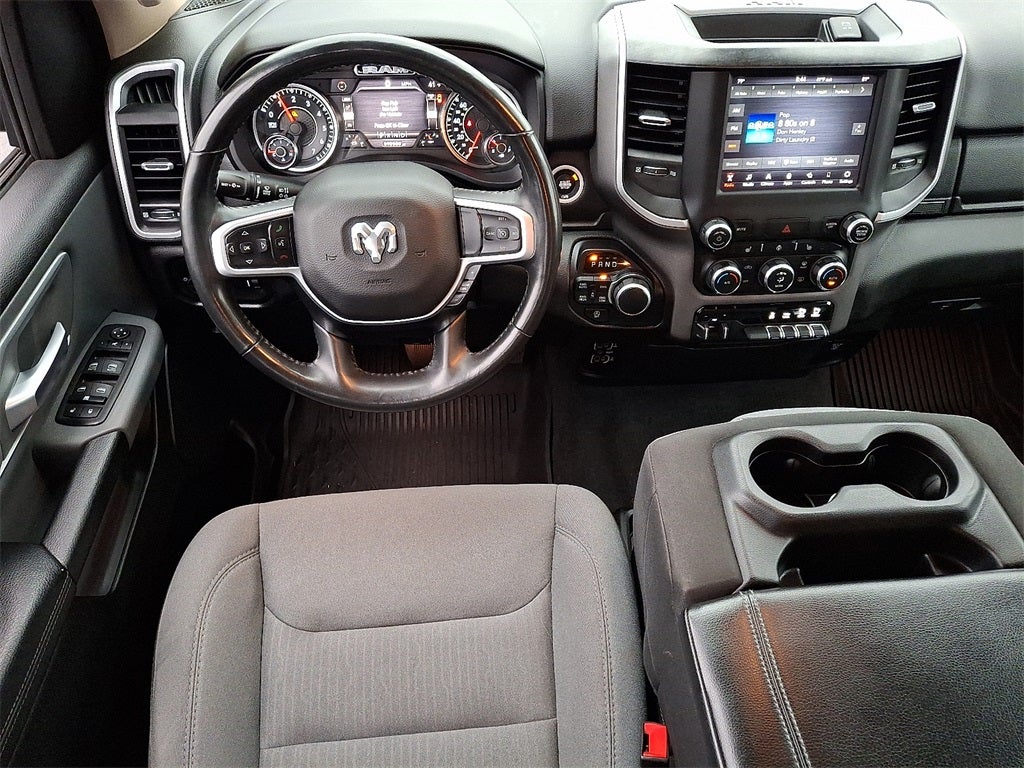 2020 RAM 1500 Big Horn Crew Cab 4x4 5'7' Box