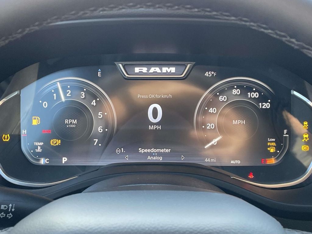 2026 RAM 1500 RAM 1500 BIG HORN CREW CAB 4X4 5'7' BOX