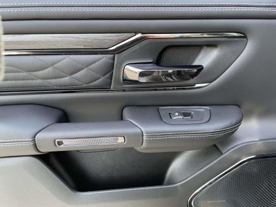 2026 RAM 1500 RAM 1500 LIMITED CREW CAB 4X4 5'7' BOX