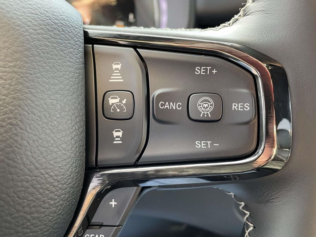 2026 RAM 1500 RAM 1500 LIMITED CREW CAB 4X4 5'7' BOX