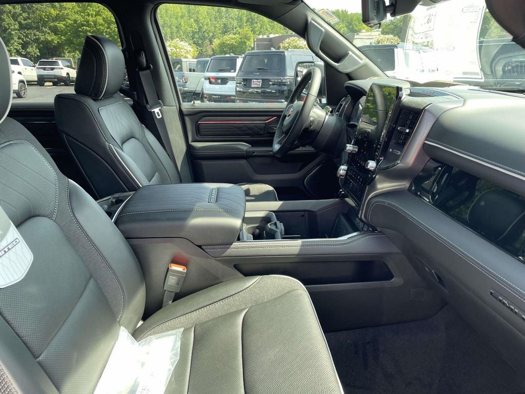 2026 RAM 1500 RAM 1500 LIMITED CREW CAB 4X4 5'7' BOX