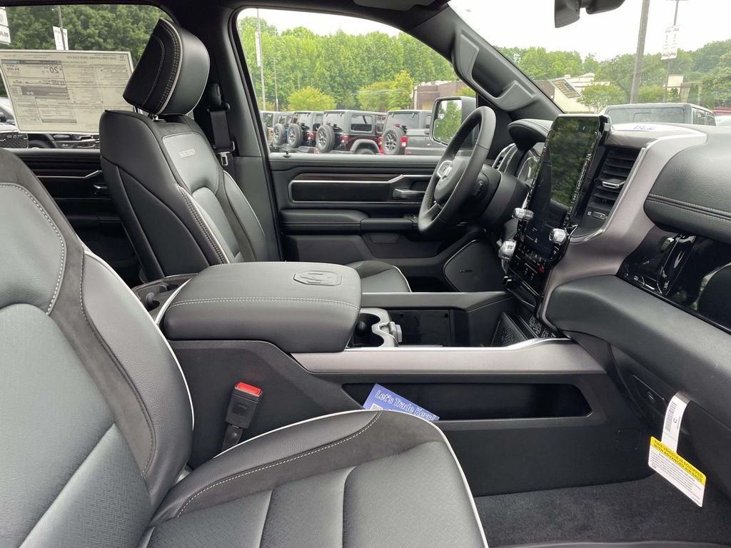2026 RAM 1500 RAM 1500 LARAMIE CREW CAB 4X4 5'7' BOX