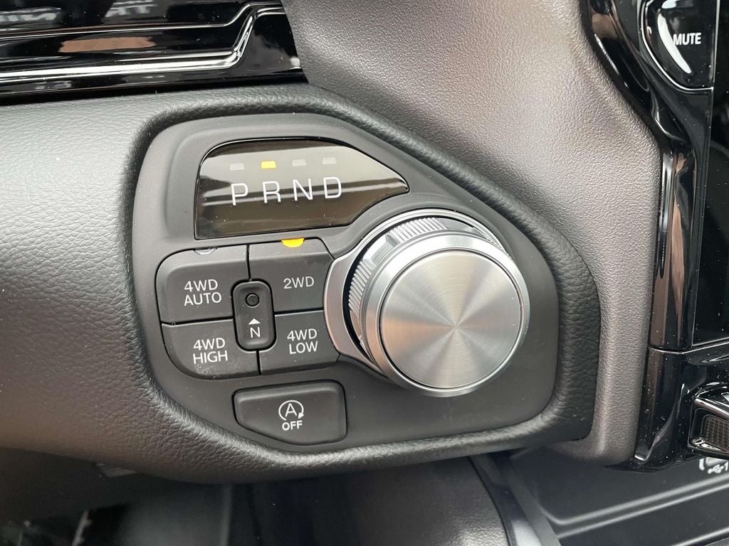 2026 RAM 1500 RAM 1500 LARAMIE CREW CAB 4X4 5'7' BOX