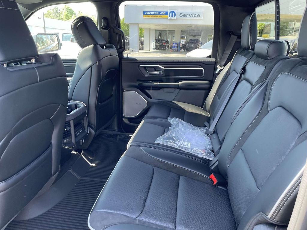 2026 RAM 1500 RAM 1500 LARAMIE CREW CAB 4X4 5'7' BOX