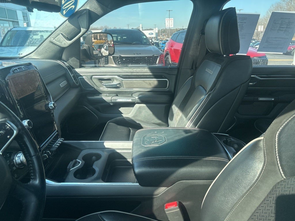 2021 RAM 1500 Laramie Crew Cab 4x4 5'7' Box