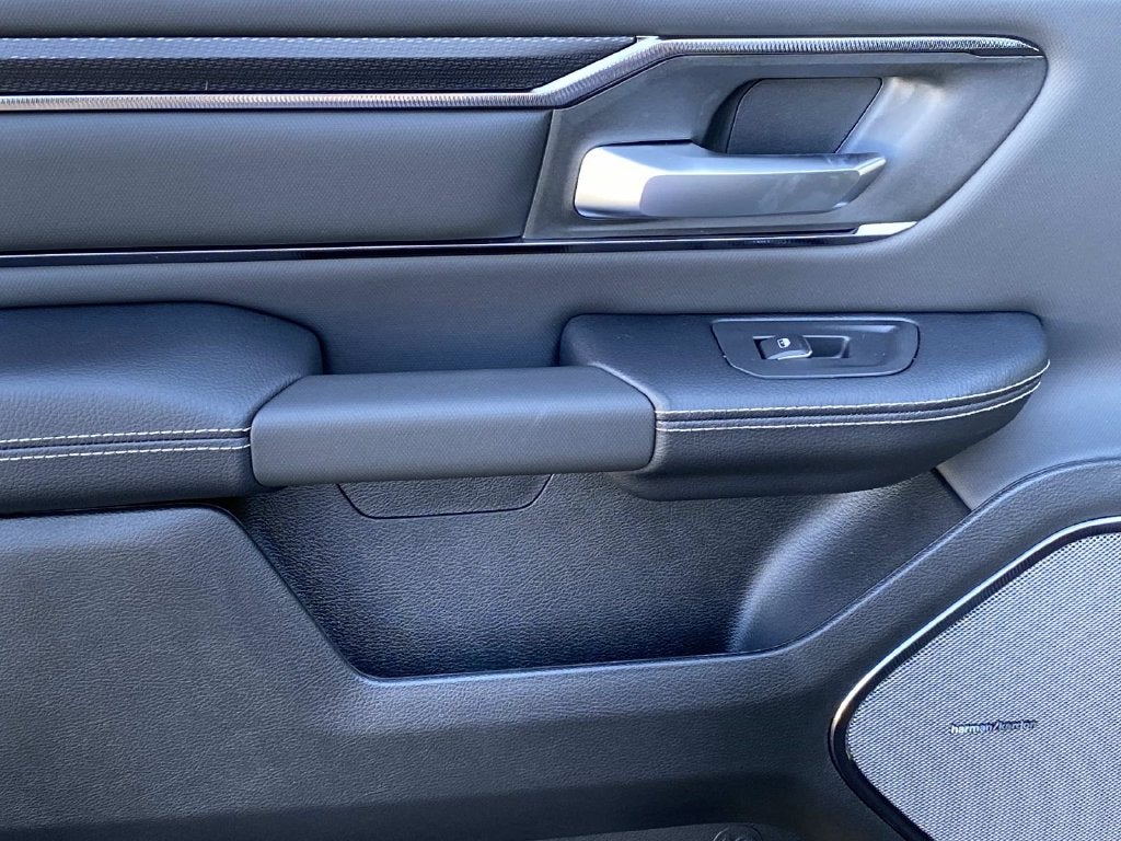 2027 RAM 1500 RAM 1500 REBEL CREW CAB 4X4 5'7' BOX