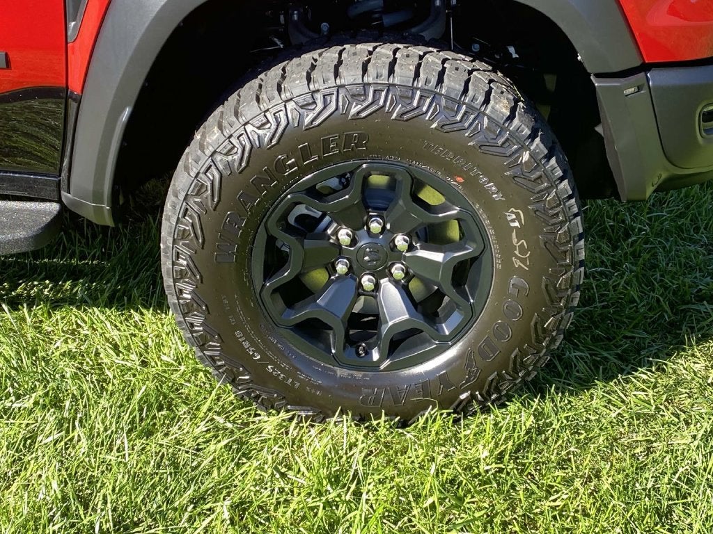 2027 RAM 1500 RAM 1500 TRX SRT CREW CAB 4X4 5'7' BOX