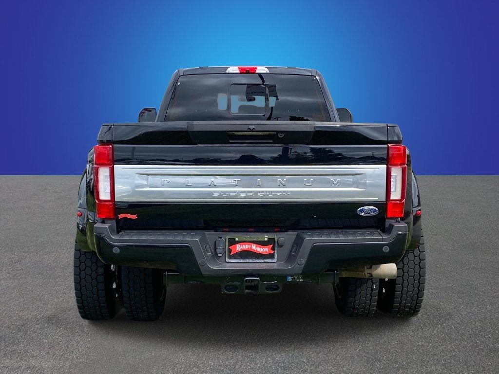 2022 Ford F-450SD Platinum