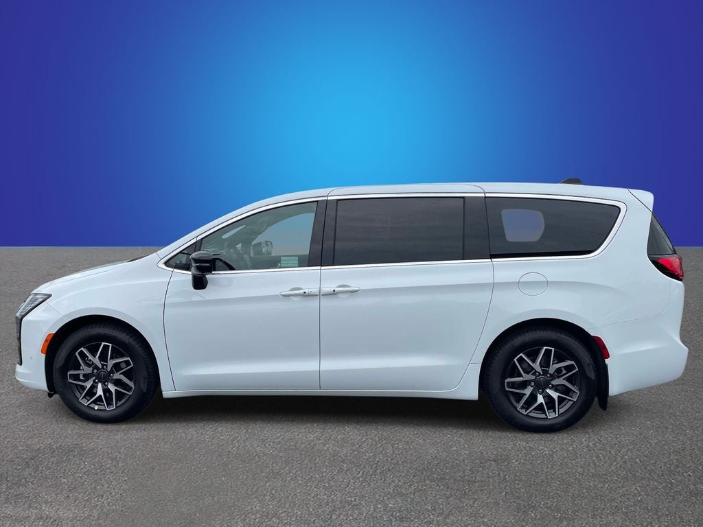 2027 Chrysler Pacifica PACIFICA LIMITED