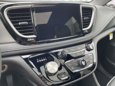 2027 Chrysler Pacifica PACIFICA LIMITED
