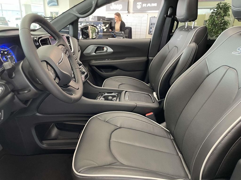 2026 Chrysler Pacifica PACIFICA LIMITED