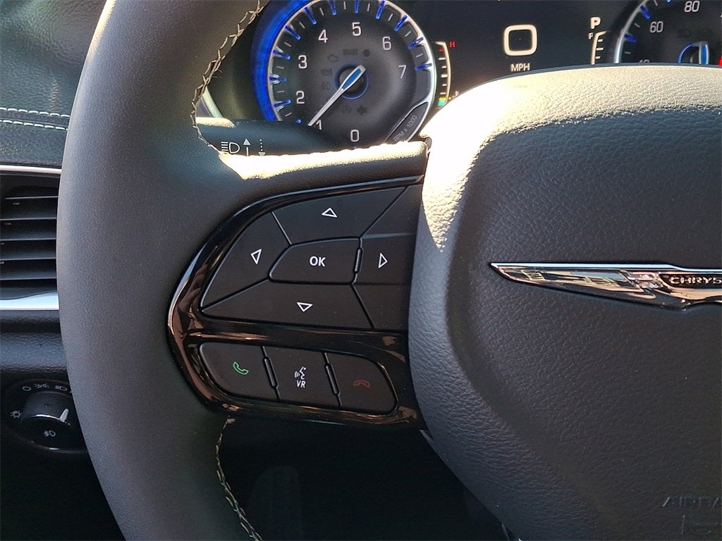 2023 Chrysler Pacifica Limited AWD