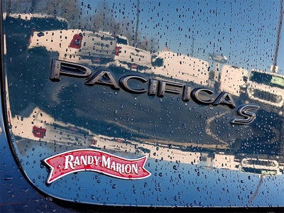 2023 Chrysler Pacifica Limited AWD