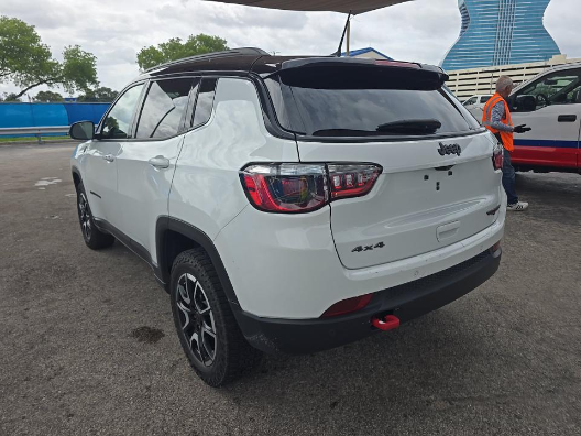 2025 Jeep Compass Trailhawk