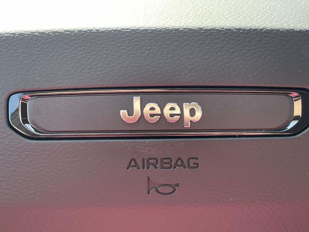 2026 Jeep Cherokee CHEROKEE OVERLAND 4X4