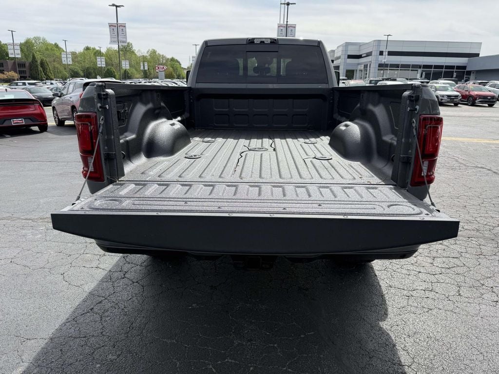 2026 RAM 3500 RAM 3500 BIG HORN CREW CAB 4X4 8' BOX
