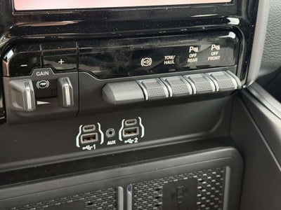 2026 RAM 3500 RAM 3500 BIG HORN CREW CAB 4X4 8' BOX