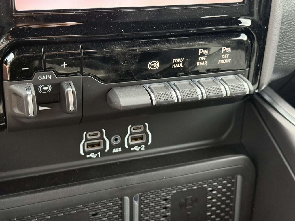 2026 RAM 3500 RAM 3500 BIG HORN CREW CAB 4X4 8' BOX