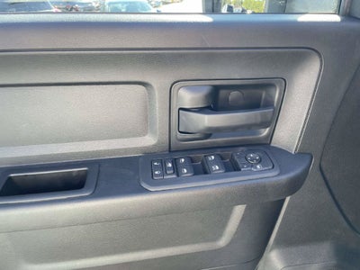 2027 RAM 2500 RAM 2500 TRADESMAN CREW CAB 4X4 6'4' BOX