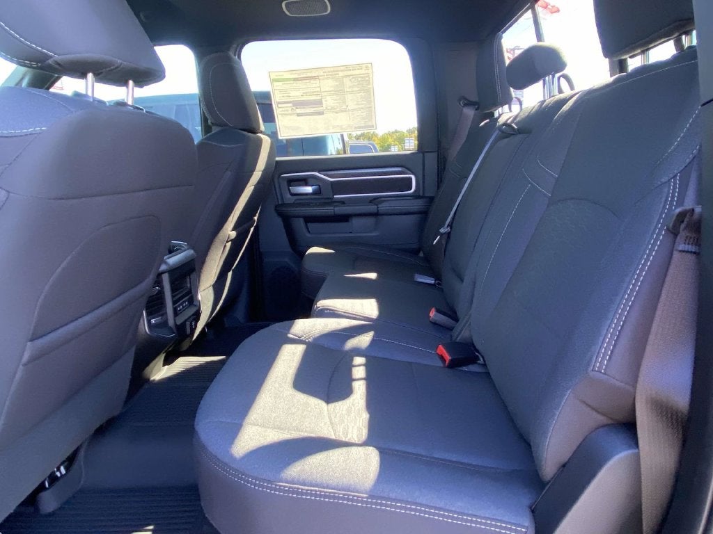 2027 RAM 2500 RAM 2500 BIG HORN CREW CAB 4X4 6'4' BOX