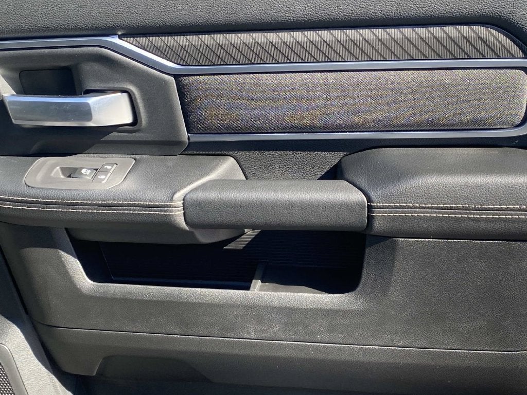 2027 RAM 2500 RAM 2500 BIG HORN CREW CAB 4X4 6'4' BOX