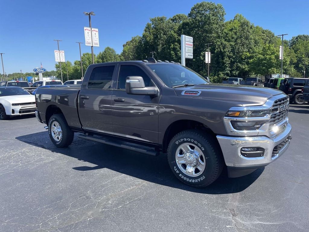 2026 RAM 2500 RAM 2500 TRADESMAN CREW CAB 4X2 6'4' BOX