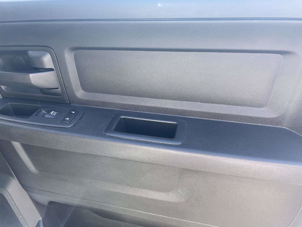 2018 RAM 2500 Tradesman Crew Cab 4x4 6'4' Box