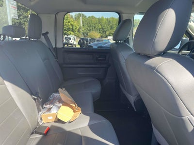 2018 RAM 2500 Tradesman Crew Cab 4x4 6'4' Box
