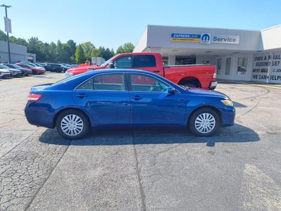 2010 Toyota Camry LE