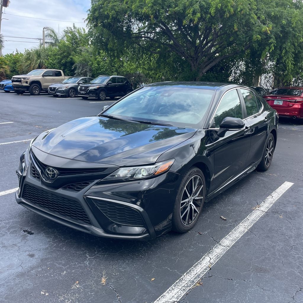 2023 Toyota Camry SE