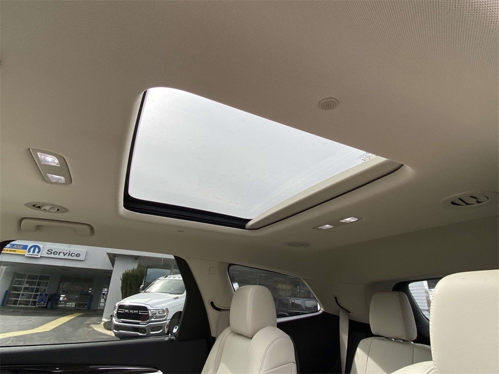 2023 Buick Enclave Premium FWD