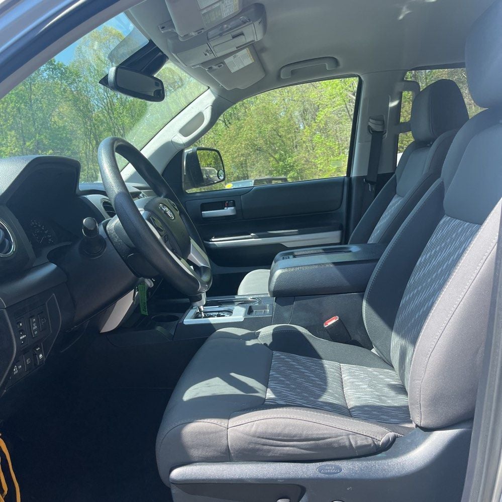 2018 Toyota Tundra SR5 5.7L V8