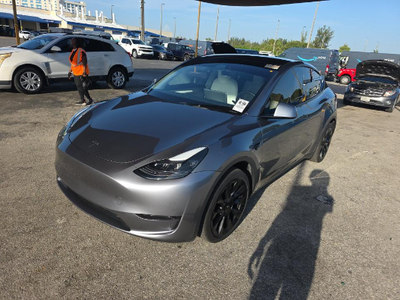 2024 Tesla Model Y Long Range