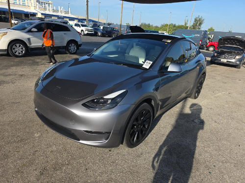 2024 Tesla Model Y Long Range