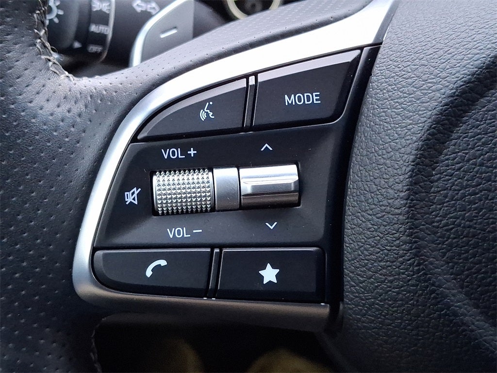 2023 Genesis G70 2.0T AWD