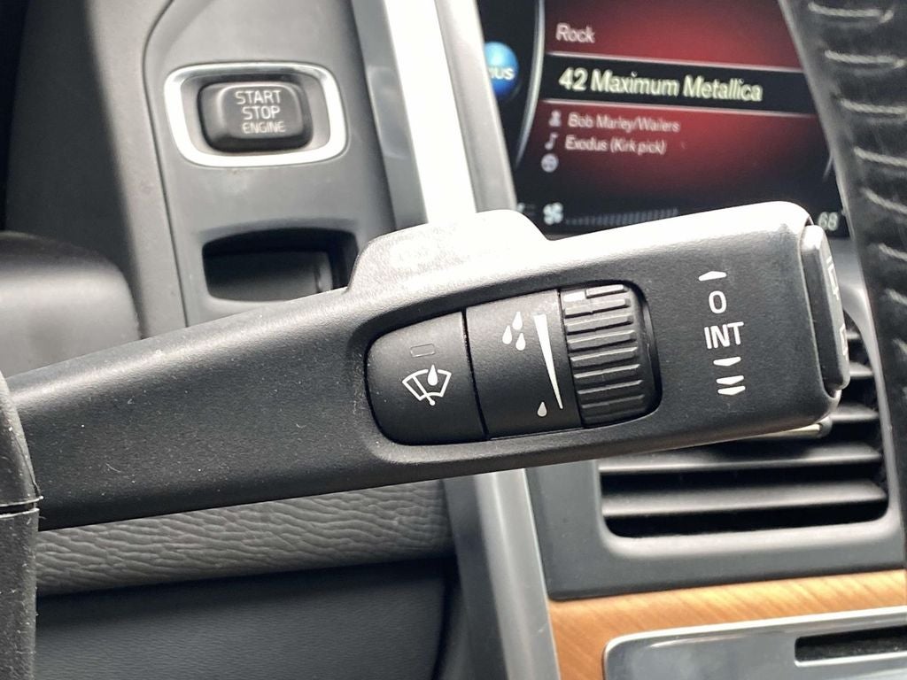 2017 Volvo XC60 T5 Inscription