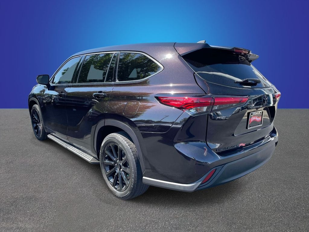 2022 Toyota Highlander L
