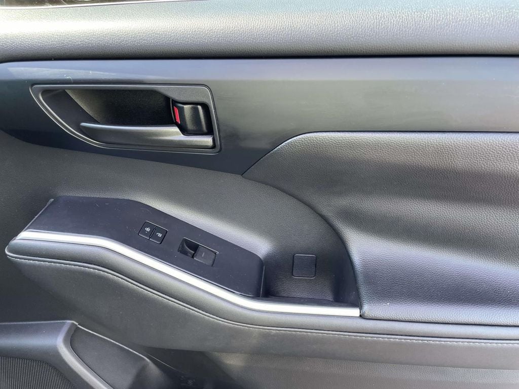 2022 Toyota Highlander L