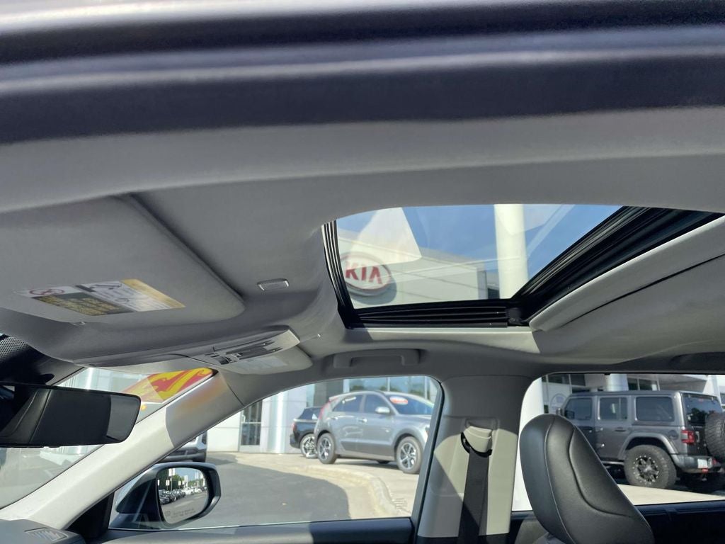2025 Toyota Highlander Hybrid XLE