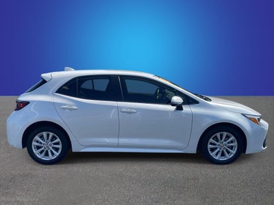 2025 Toyota Corolla Hatchback SE