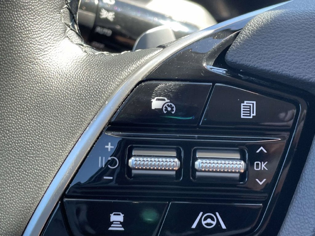 2023 Kia Niro EX