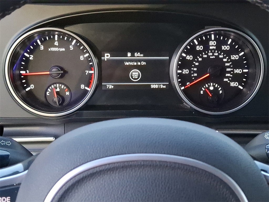 2023 Kia Carnival LX