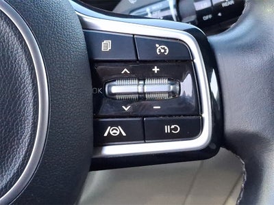 2023 Kia Carnival LX