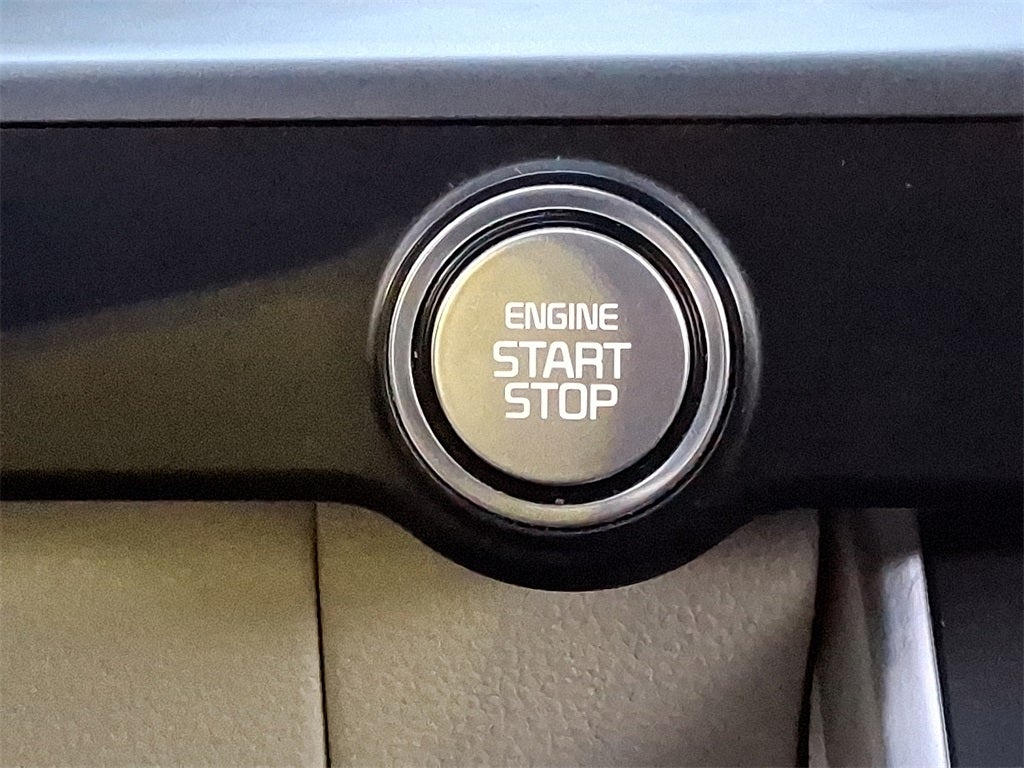 2023 Kia Carnival LX