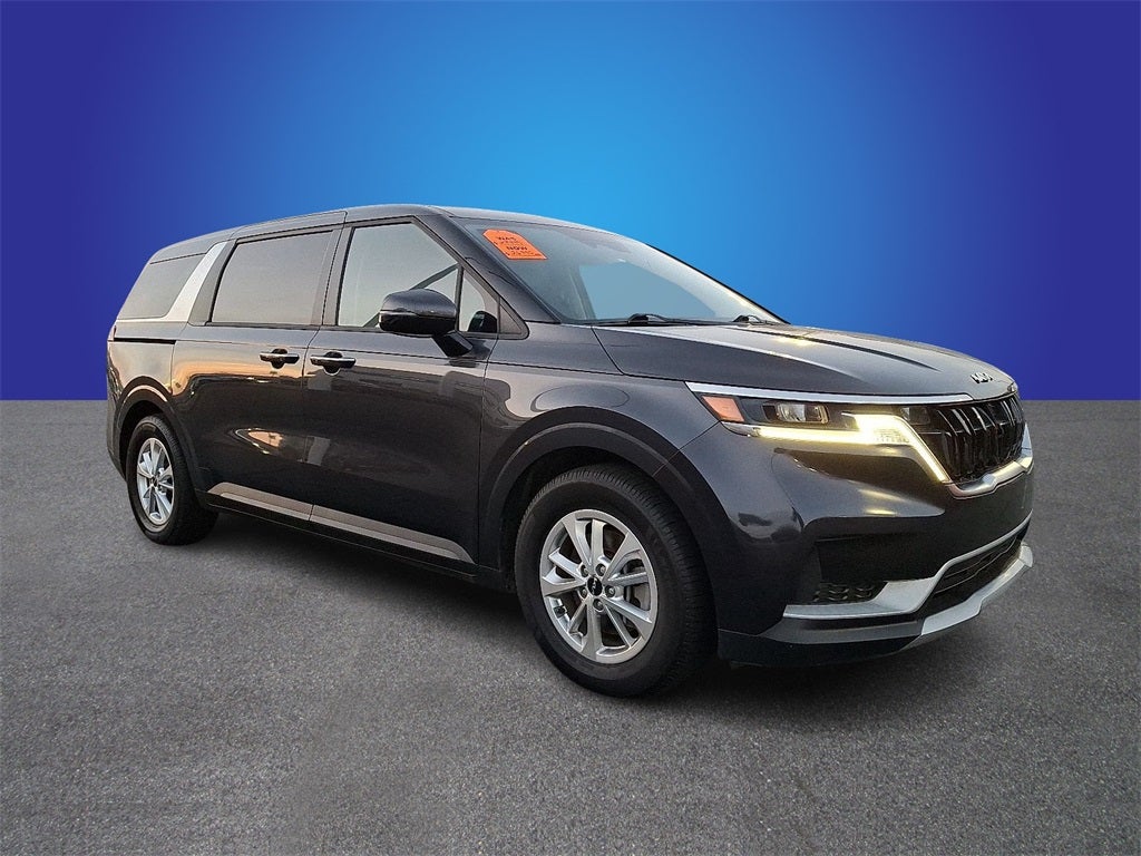 2023 Kia Carnival LX