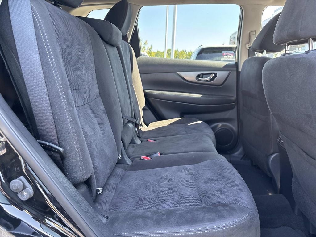 2015 Nissan Rogue SV