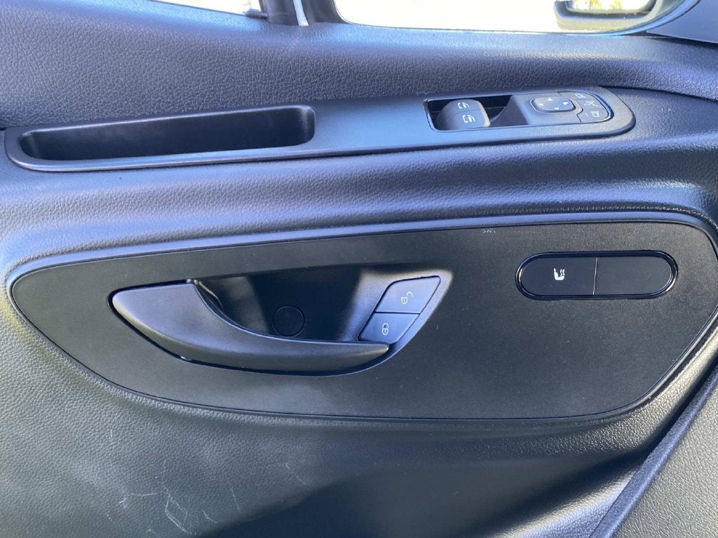 2025 Mercedes-Benz Sprinter 2500 Passenger 170 WB High Roof