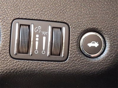 2023 Chrysler 300 Touring